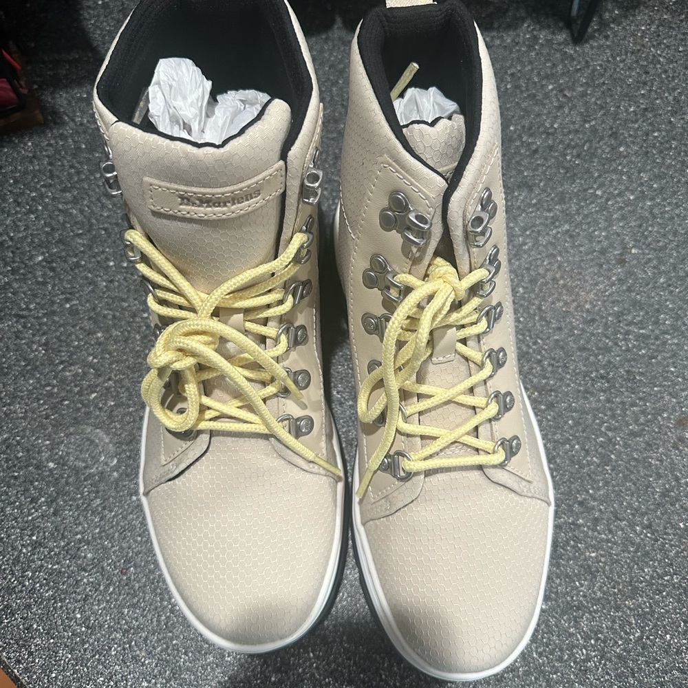 Dr. Martens